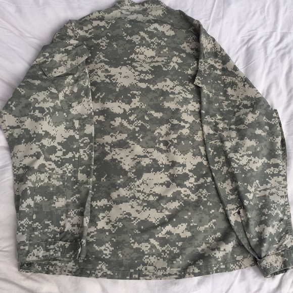 Men’s Prestige Tactical Wear Shirt! - Picture 7 of 7